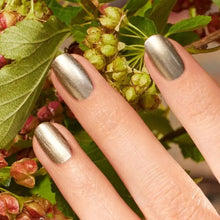 Indlæs billede til gallerivisning GREEN Neglelak Manucurist Metallic