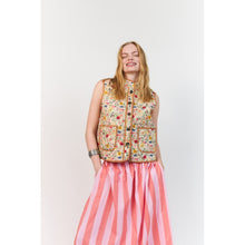 Indlæs billede til gallerivisning LOLLYS LAUNDRY Cairo Quilted Vest Flower Print
