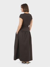 Indlæs billede til gallerivisning NEO NOIR Tuscany Dress Chocolate Brown
