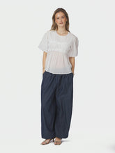 Indlæs billede til gallerivisning NEO NOIR Nika Structure Shorts Creme
