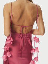 Indlæs billede til gallerivisning NEO NOIR Colly Heavy Sateen Dress Cherry Pink
