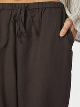 Indlæs billede til gallerivisning NEO NOIR Heifa Linen Pants Dark Brown
