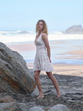 Indlæs billede til gallerivisning NEO NOIR Magda Spring Flower Dress Off White
