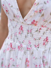 Indlæs billede til gallerivisning NEO NOIR Magda Spring Flower Dress Off White
