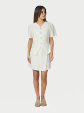 Indlæs billede til gallerivisning NEO NOIR Jules Summer Stripe Blouse Taupe Stripe
