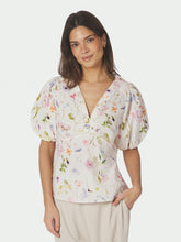 Indlæs billede til gallerivisning NEO NOIR Irina Flower Blouse Off White
