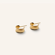 Indlæs billede til gallerivisning PERNILLE CORYDON Small Reflection Hoops
