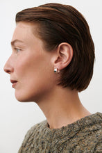 Indlæs billede til gallerivisning PERNILLE CORYDON Small Reflection Hoops
