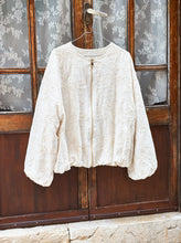 Indlæs billede til gallerivisning BLACK COLOUR Bccornelia Jacket Cream
