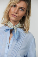 Indlæs billede til gallerivisning LOLLYS LAUNDRY Dot Scarf Light Blue
