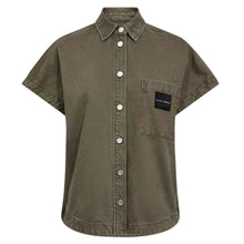 Indlæs billede til gallerivisning HAUTE L'AMITIE Enigma Logo Shirt Mud
