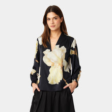 Indlæs billede til gallerivisning KARMAMIA Jody Blouse Gold Maxi Flow
