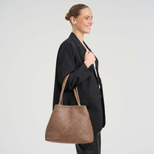 Indlæs billede til gallerivisning DEPECHE 16726 Sofya Shoulder Bag Dark Taupe
