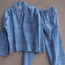 Indlæs billede til gallerivisning CRAFT SISTERS Pyjamas Blockprint Blue Opal
