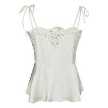 Indlæs billede til gallerivisning NEO NOIR Kaela Heavy Sateen Lace Top Pearl
