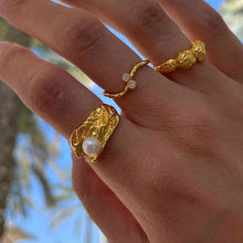 Indlæs billede til gallerivisning HULTQUIST COPENHAGEN Kamma Pearl Ring
