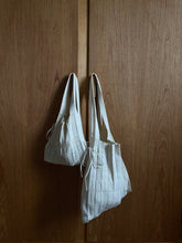 Indlæs billede til gallerivisning PICO COPENHAGEN Small Rosalia Bag Ivory Glitter
