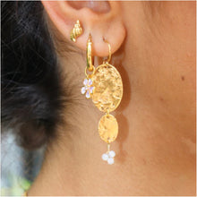 Indlæs billede til gallerivisning PICO COEPNHAGEN Christelle Hvid Earring
